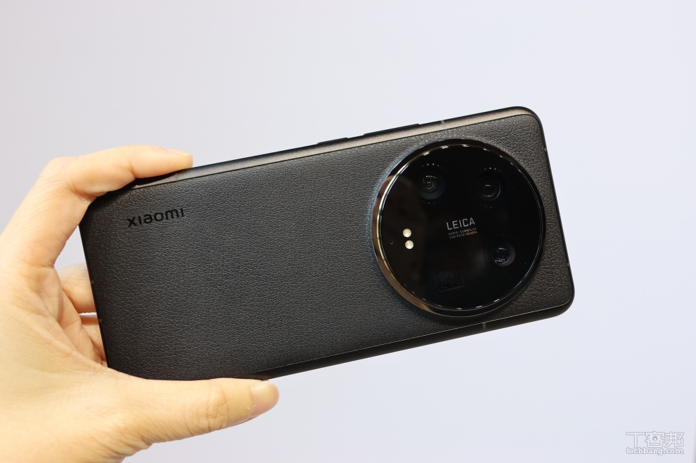 小米 Xiaomi 14 Ultra在台推出：徠卡四鏡打造攝影旗艦，預購價34,999元還送專攝影套裝