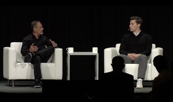 NVIDIA 企運算副總裁 Manuvir Das（左）與OpenAI 首營運長 Brad LightCap（右）。圖片來源：NVIDIA GTC