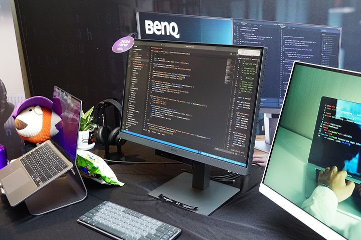 BenQ 發表全系列新品：Coding 專用螢幕、X 系列 4K 遊戲投影機、大型量點遊戲 Google TV