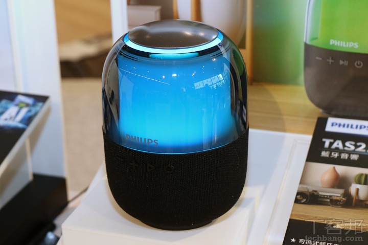 Philips 發表 2024 年全新 OLED、Mini LED 顯示器！還有 Soundbar、真無線耳機一同登場