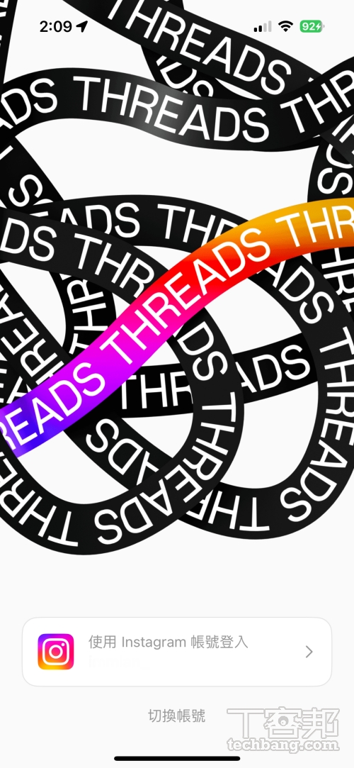 Threads 和 Instagram 帳號連動，目前帳號只能一對一沒辦法一對多，要切換帳號就只能登出後重新登入。