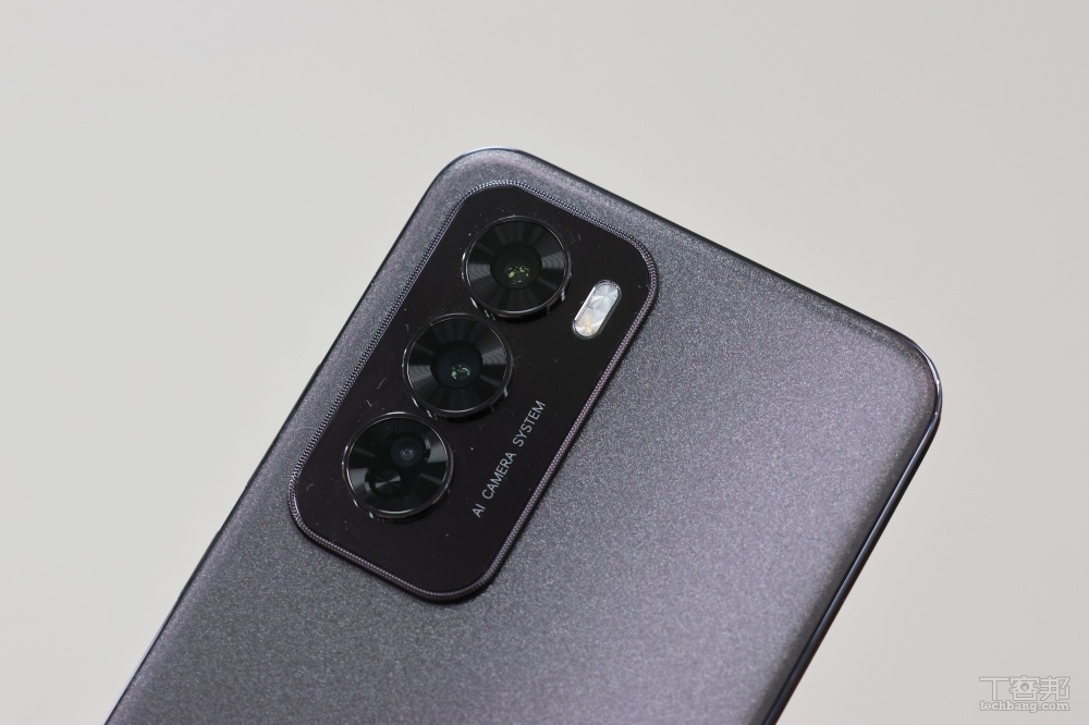 OPPO Reno 12 Pro 實測,讓 AI 更親民的新一代中階手機