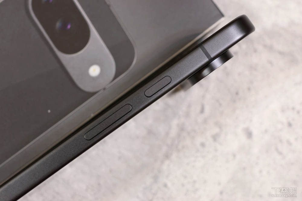 Google Pixel 9 Pro XL 與 Pixel 8 Pro 差在哪？AI 應用有哪些？同場加映 Pixel 9 動手玩