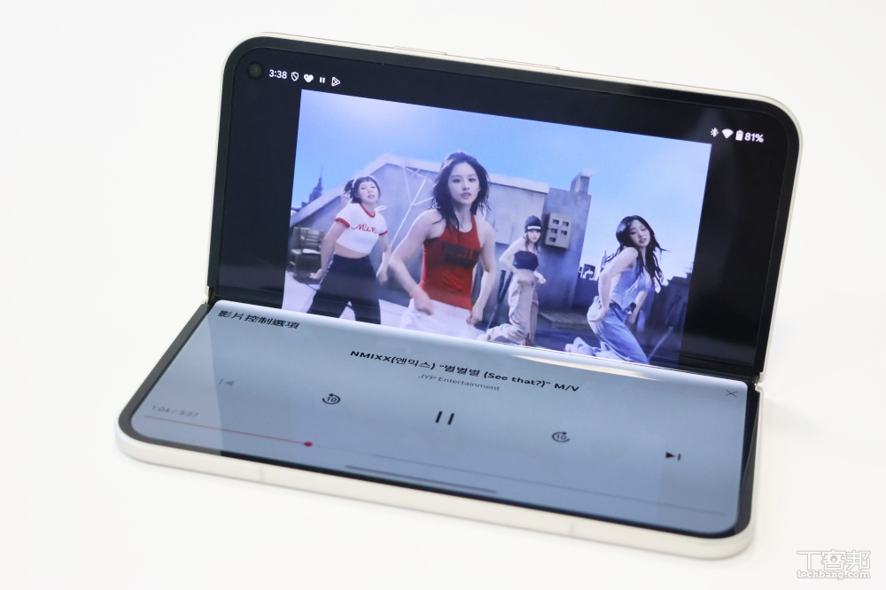 Google Pixel 9 Pro Fold 實測：摺起來是手機、展開來變平板、加入 AI 應用更多元