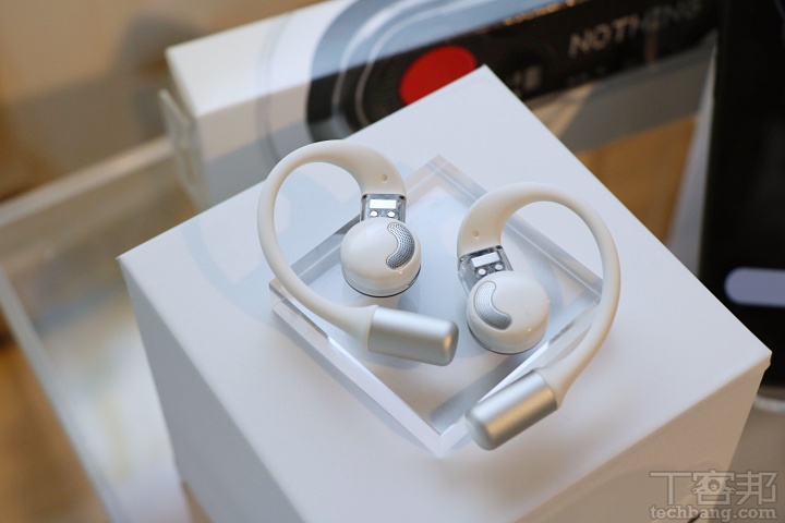 Nothing Ear (open) 在台推出：旗下首款開放式耳機、整合 ChatGPT，售價 $5,690 元