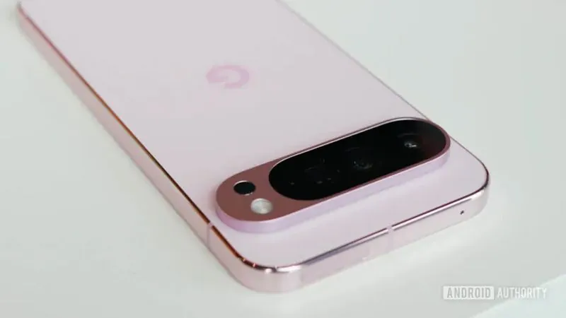 Google Pixel 10/11 手機曝光：支援 4K 60fps HDR 影片、100 倍變焦、本機端AI生圖功能