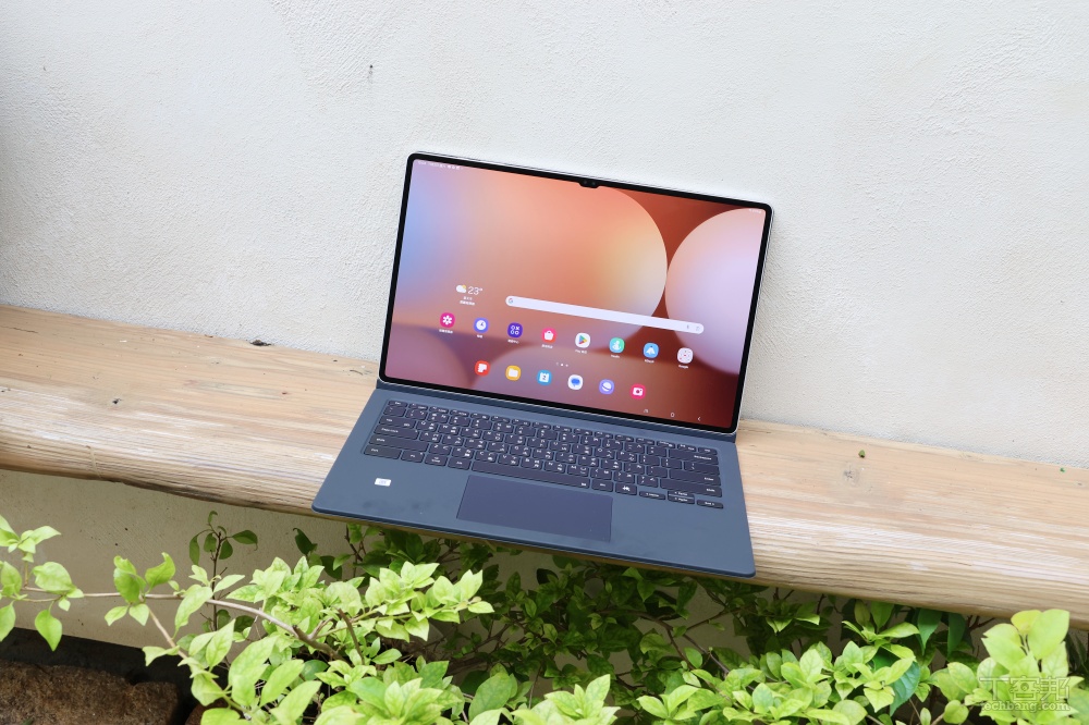 三星 Galaxy Tab S10 Ultra 實測，不只是大、也更聰明