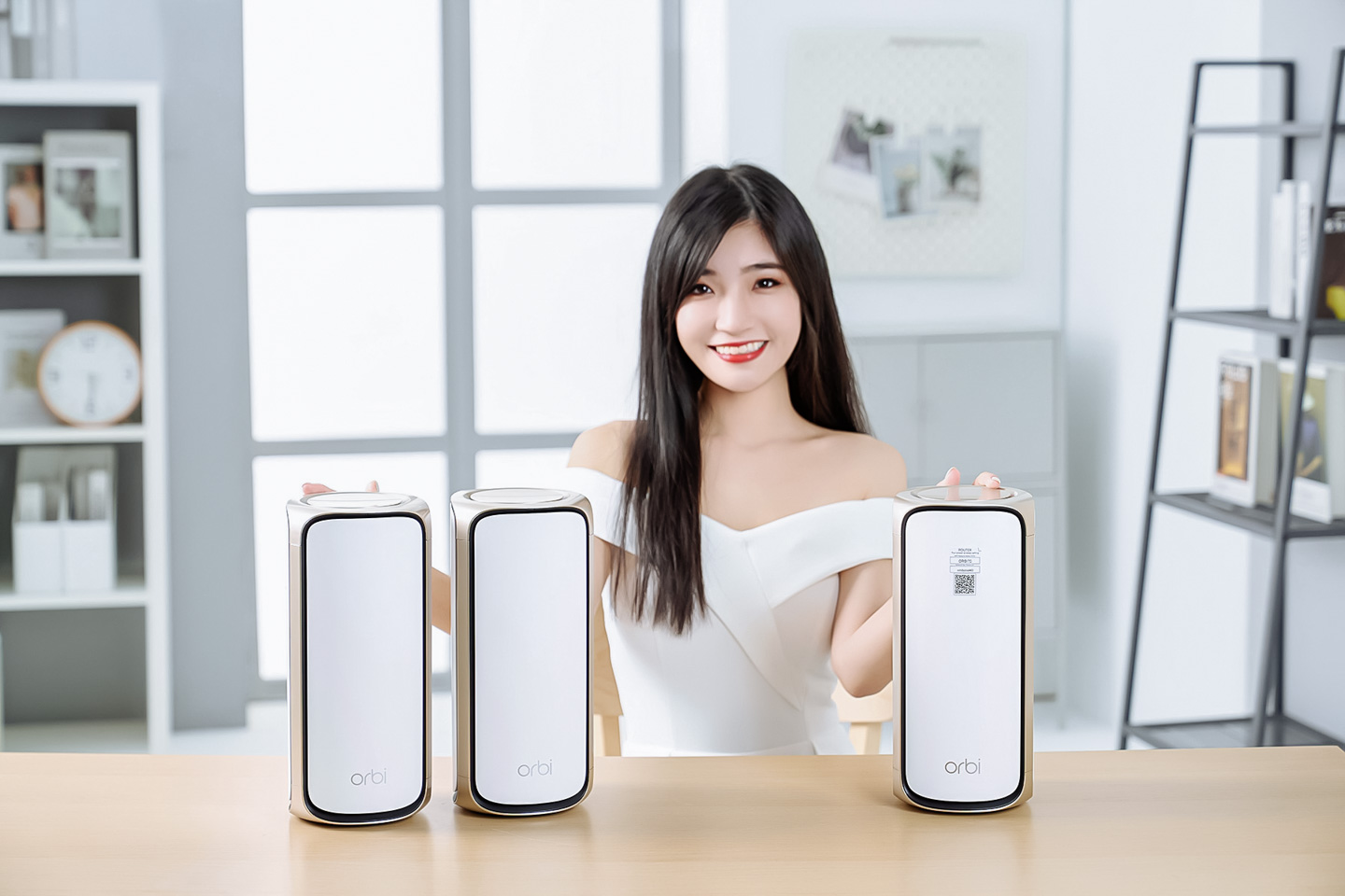 Netgear Orbi RBE973S BE27000 開箱實測：四頻 Wi-Fi 27 Gbps 高速頻寬，兼具大涵蓋與大量設備連結～目前最頂 Wi-Fi 7 Mesh 之選！