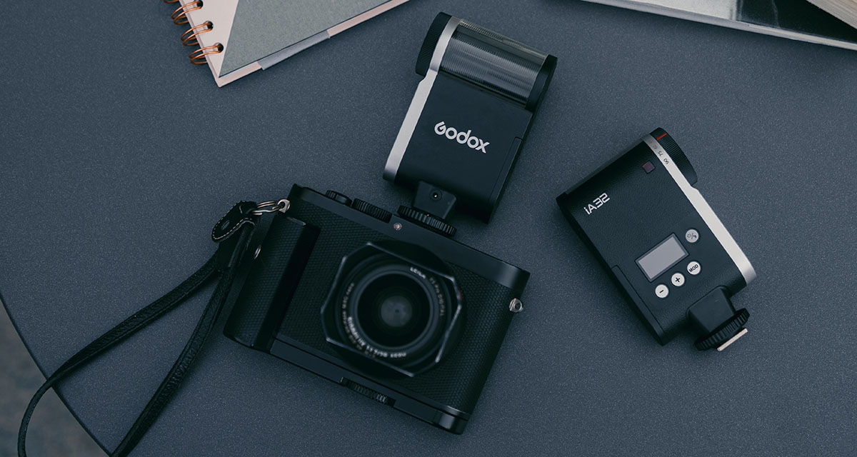 神牛發表 iFlash 最新成員 Godox iA32，可打跳燈的纖薄機頂閃光燈！