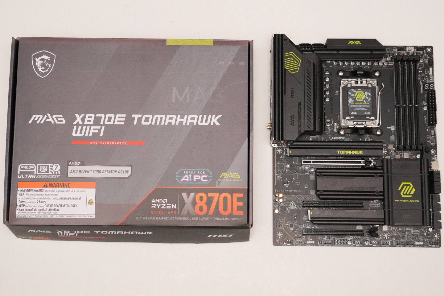 這次測試平台的主機板使用MSI MAG X870 Tomahawk WIFI。