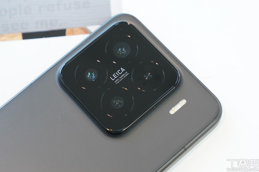 Xiaomi 15 上手評測：AI 應用更豐富、徠卡三鏡頭實拍，和 Xiaomi 14 相比升級重點？