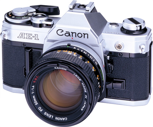 傳聞 Canon 將在明年發表無反系統的首款復古相機 RE-1，以紀念 AE-1 問世 50 週年