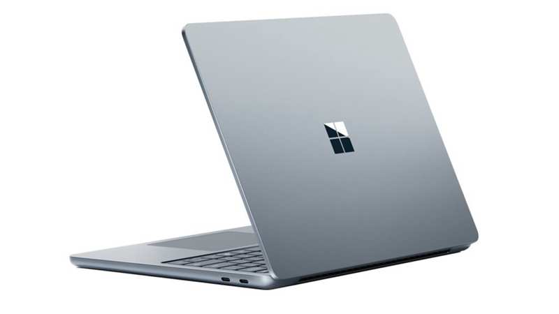 全新 13 吋的 Surface Laptop 是微軟迄今最輕薄的筆電機型，專為便攜而設計，為效能而打造，並透過 AI 賦能全面升級。?