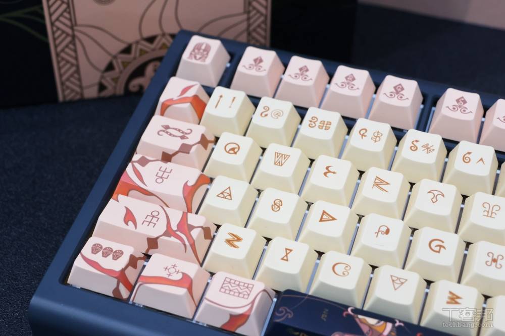 【COMPUTEX 2025】Ducky 展出 2025 年蛇年限定鍵盤，融入原住民百步蛇設計