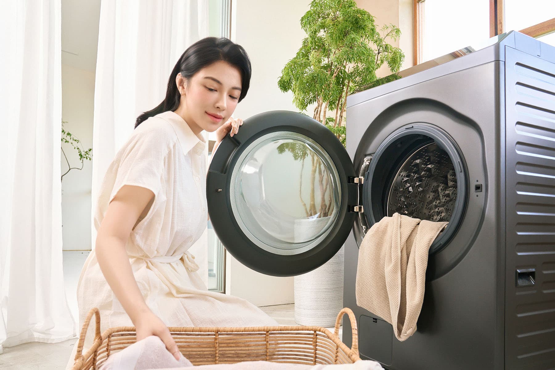 Panasonic NA-V170RPH 熱泵除濕式洗脫烘衣機開箱實測：日系美學搭配 AI 智慧，從洗衣到烘乾全方位呵護衣料