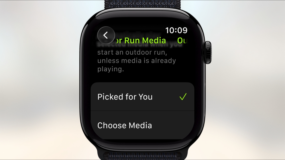watchOS 26 新增智慧健身夥伴，強化日常互動與運動體驗