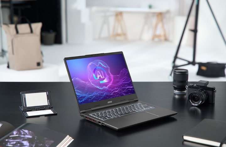 MSI《龍魂城解鎖行動》限時登場！三創打造實境互動體驗，搶先體驗 RTX 50 系列電競筆電與電競掌機
