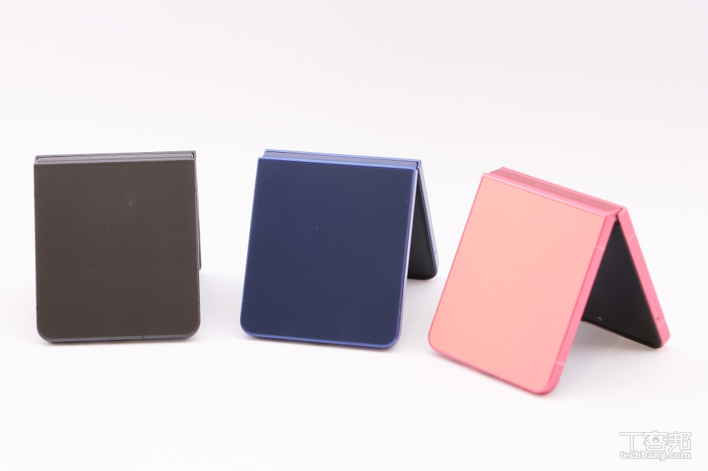 三星小摺疊機 Galaxy Z Flip7 登場，滿版 4.1 吋封面螢幕