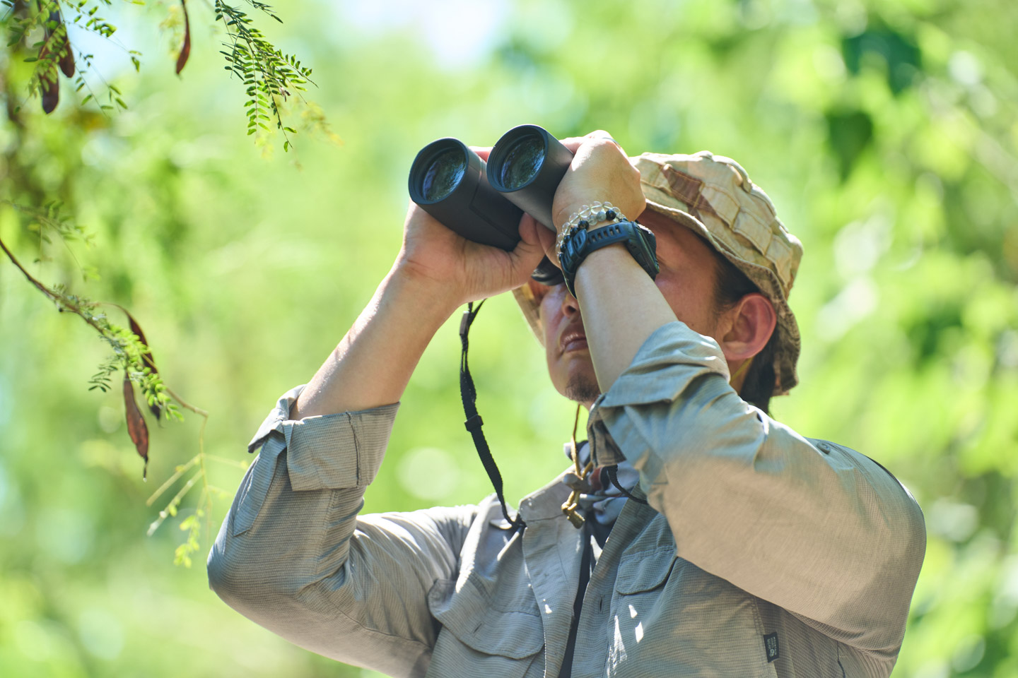 探尋山林原野間的飛羽身影，攝影師蘇亮宇與 ZEISS SFL 50 雙筒望遠鏡的深度對話