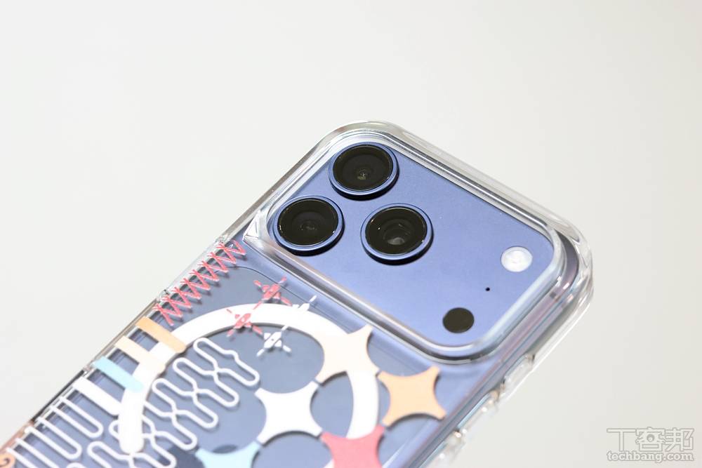 iPhone 17 的好朋友！犀牛盾 SolidX/Clear 保護殼、AquaStand 磁吸水壺開箱