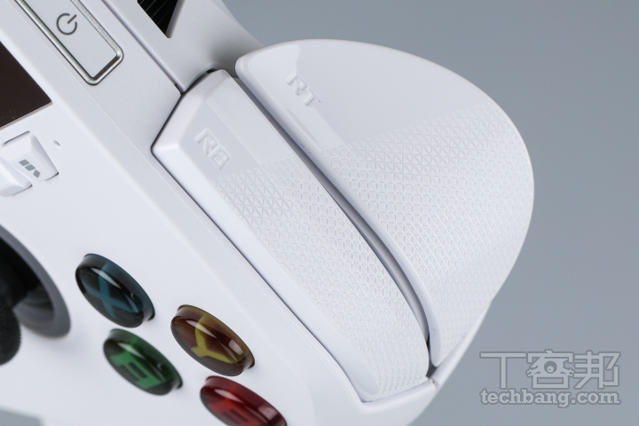 ROG Xbox Ally X深度評測：效能+手感，根本是Windows掌機界的霸主！