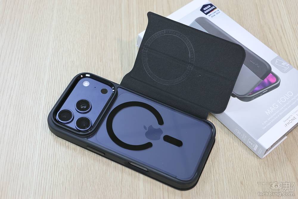 採用可拆式翻蓋設計，用戶可自由切換全方位保護與極簡背殼模式。