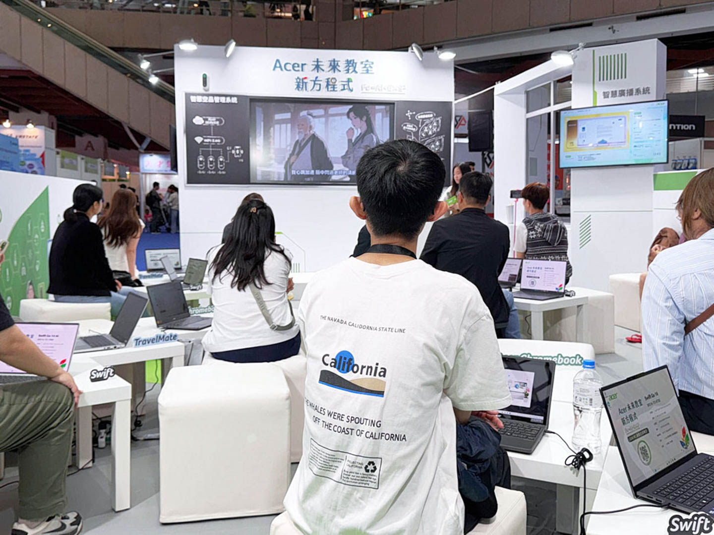 數據洞察、AI 驅動，直擊 2025 臺灣教育科技展，深入探索 Acer 永續智慧教室解決方案