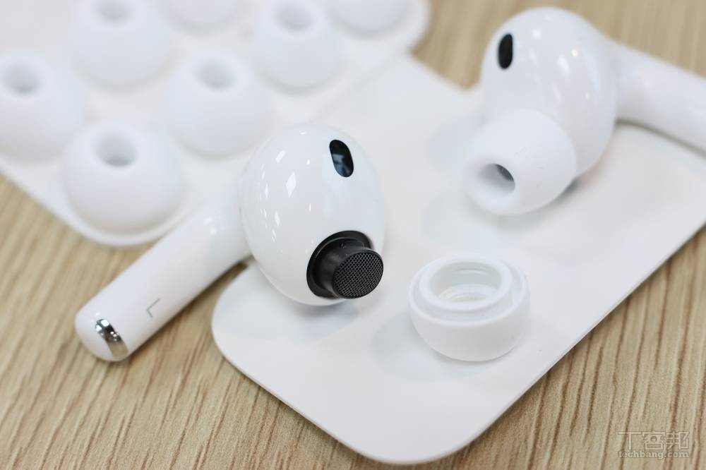 熟悉的白色身影，截然不同的聆聽體驗：AirPods Pro 3 動手玩