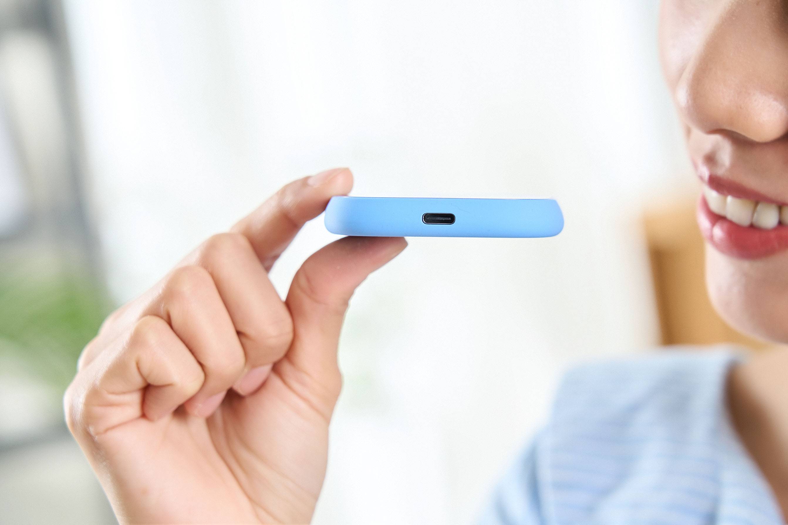 採用 USB 3.2 Gen 2 介面，提供高速資料傳輸效能，能即時應付手機拍攝高畫質影音時的大量寫入需求。