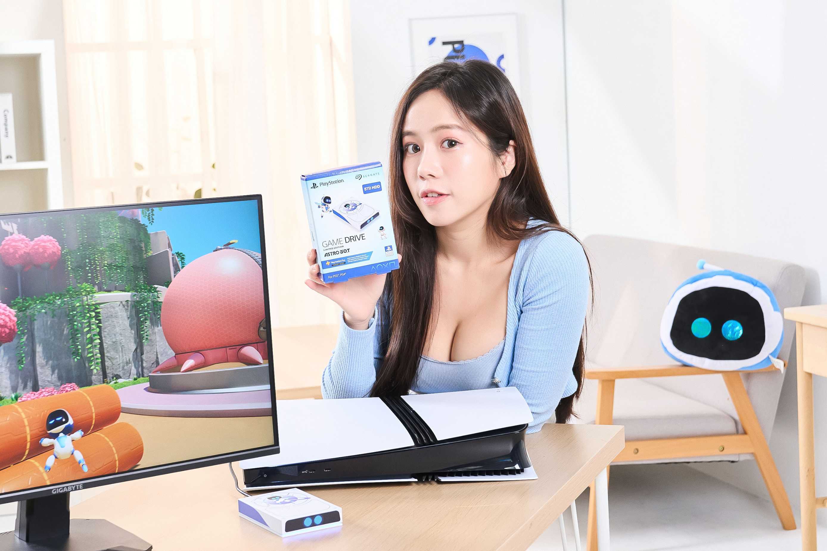 收藏性與實用度兼備！Seagate  Astro Bot 限量版 Game Drive 外接硬碟評測