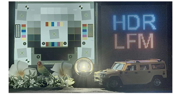 憑藉 26 級的出色動態範圍性能，即使是明亮和黑暗的物體也能拍攝出清晰的影像。