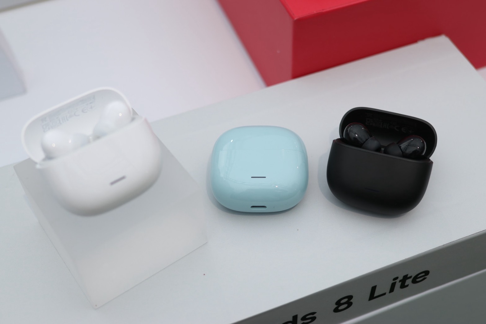 小米配件三連發！REDMI 降噪耳機 519 元、6mm 超薄磁吸電源與錄音眼鏡齊登場