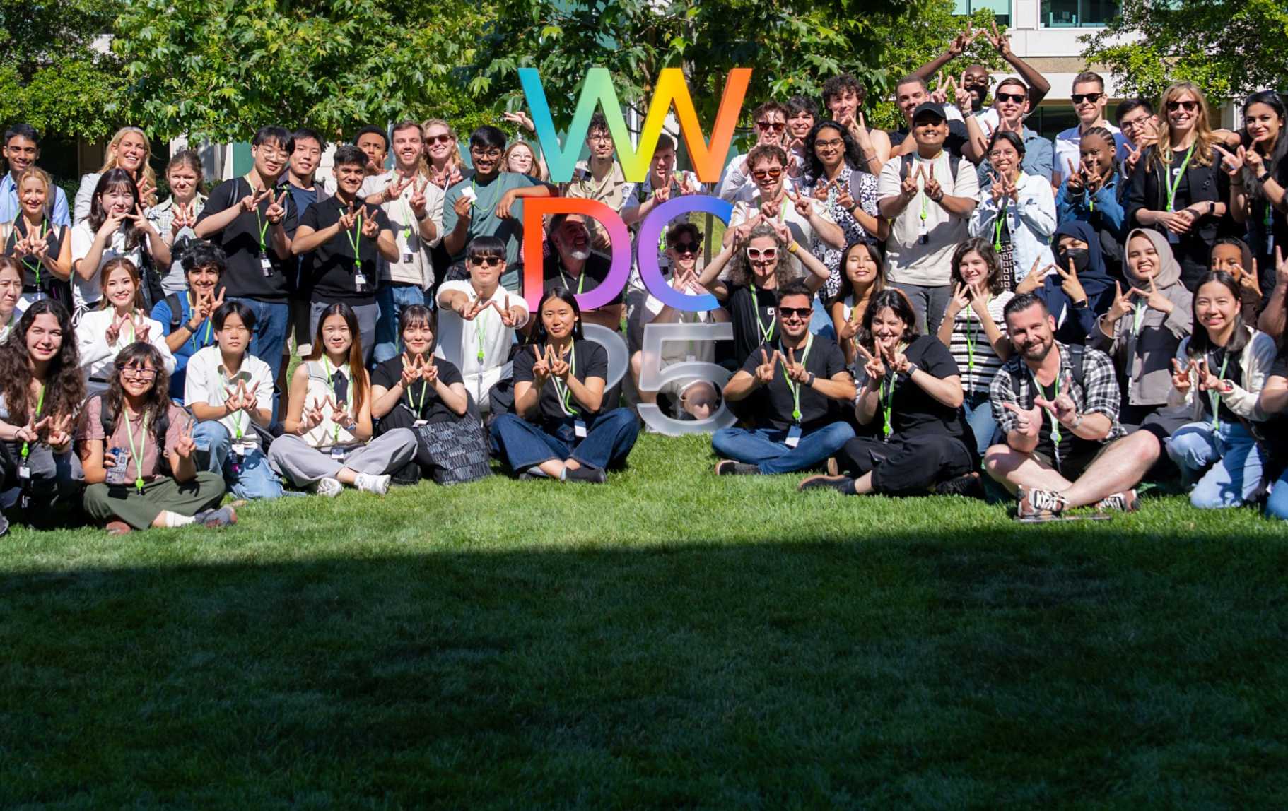 Apple Swift 學生挑戰賽開跑！全球學生秀創意，贏得前進 Apple Park 機會