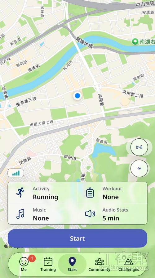 跑步介面可以設定慢跑目標,語音功能還可以設定播報時間跟音量。