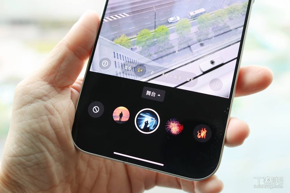 小米 17 Ultra 評測：長焦鏡頭再升級、效能、手感、攝影都到位的旗艦