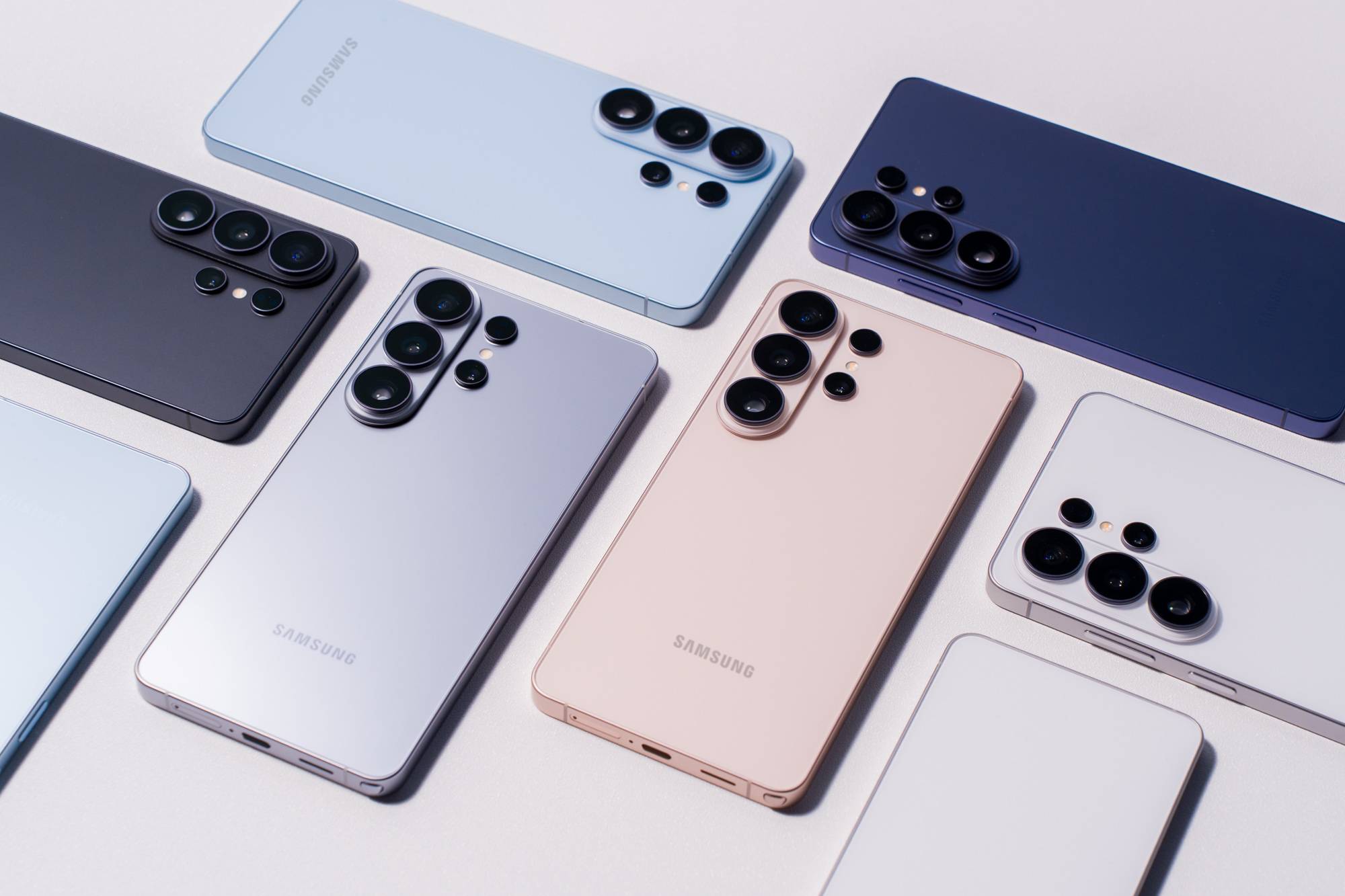 三星 Galaxy S26 系列與 Buds4 正式開賣：S26 Ultra 預購佔比達八成