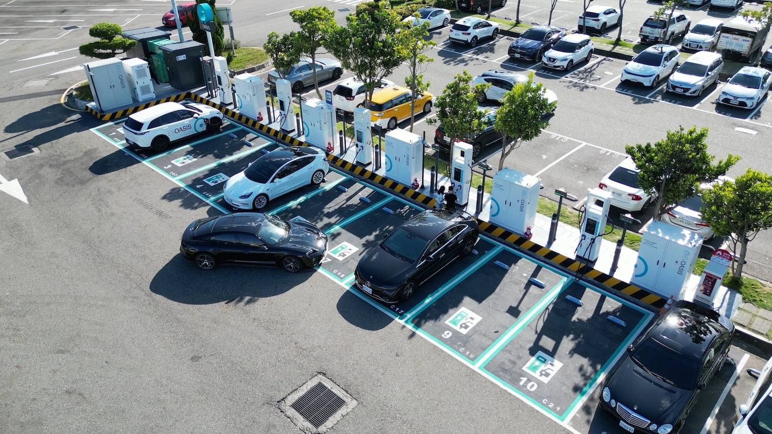 EVOASIS 串接 OpenHub 漫遊服務，提供 Toyota 與 Lexus 車主跨平台充電選擇