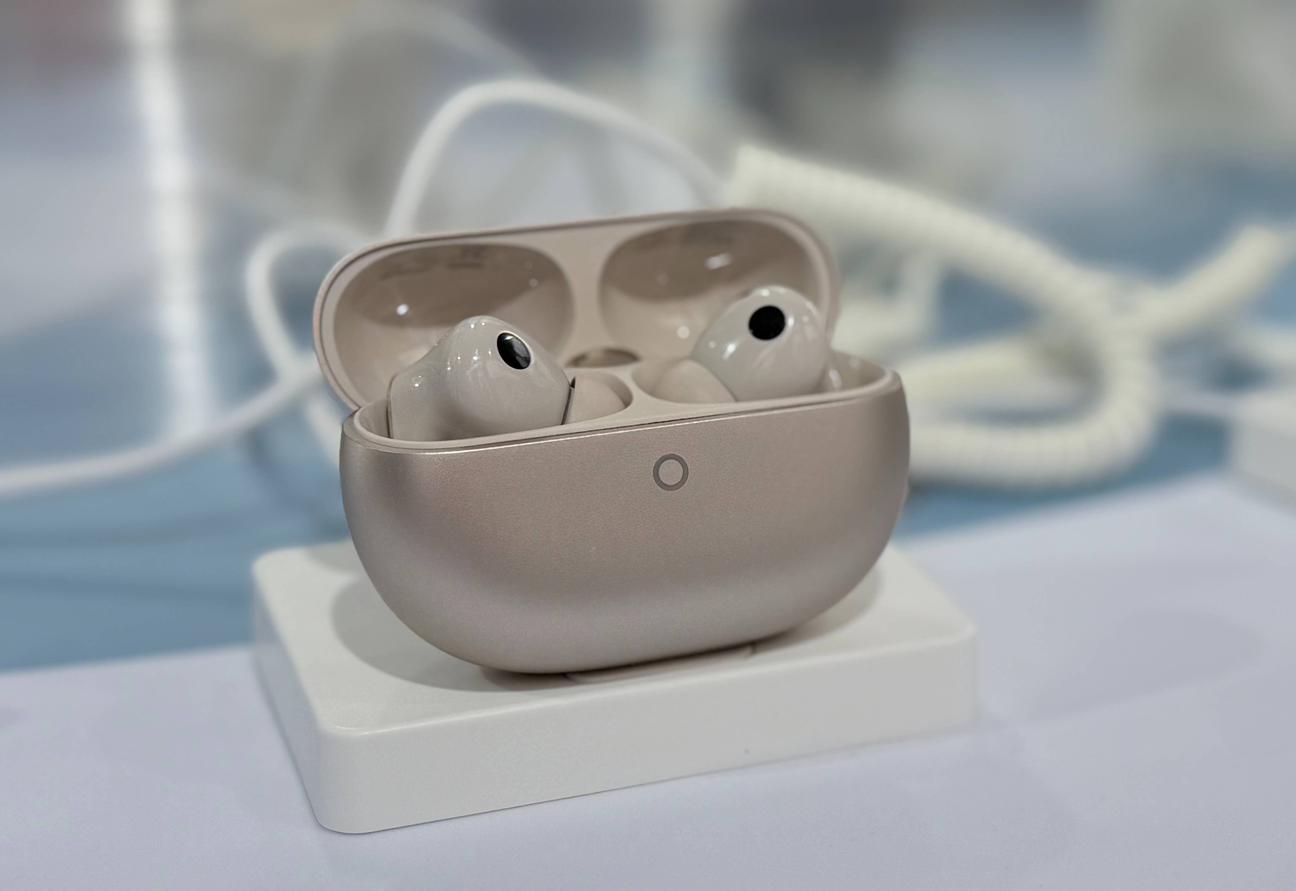 HUAWEI FreeClip 2 玫瑰金登場！Watch GT Runner 2、FreeBuds Pro 5  同步登場，限時體驗館搶先試用