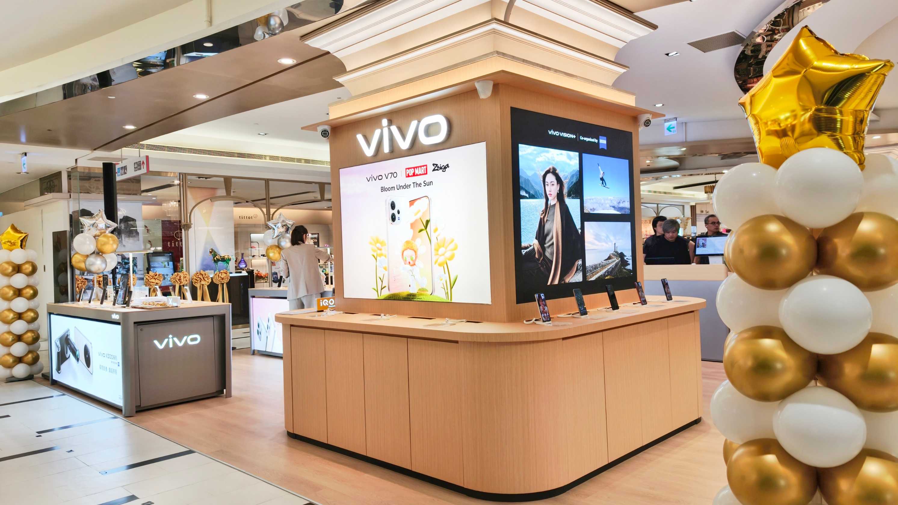 vivo 板橋大遠百體驗店正式開幕，同步攜手遠傳電信推 V70 系列與聯名配件