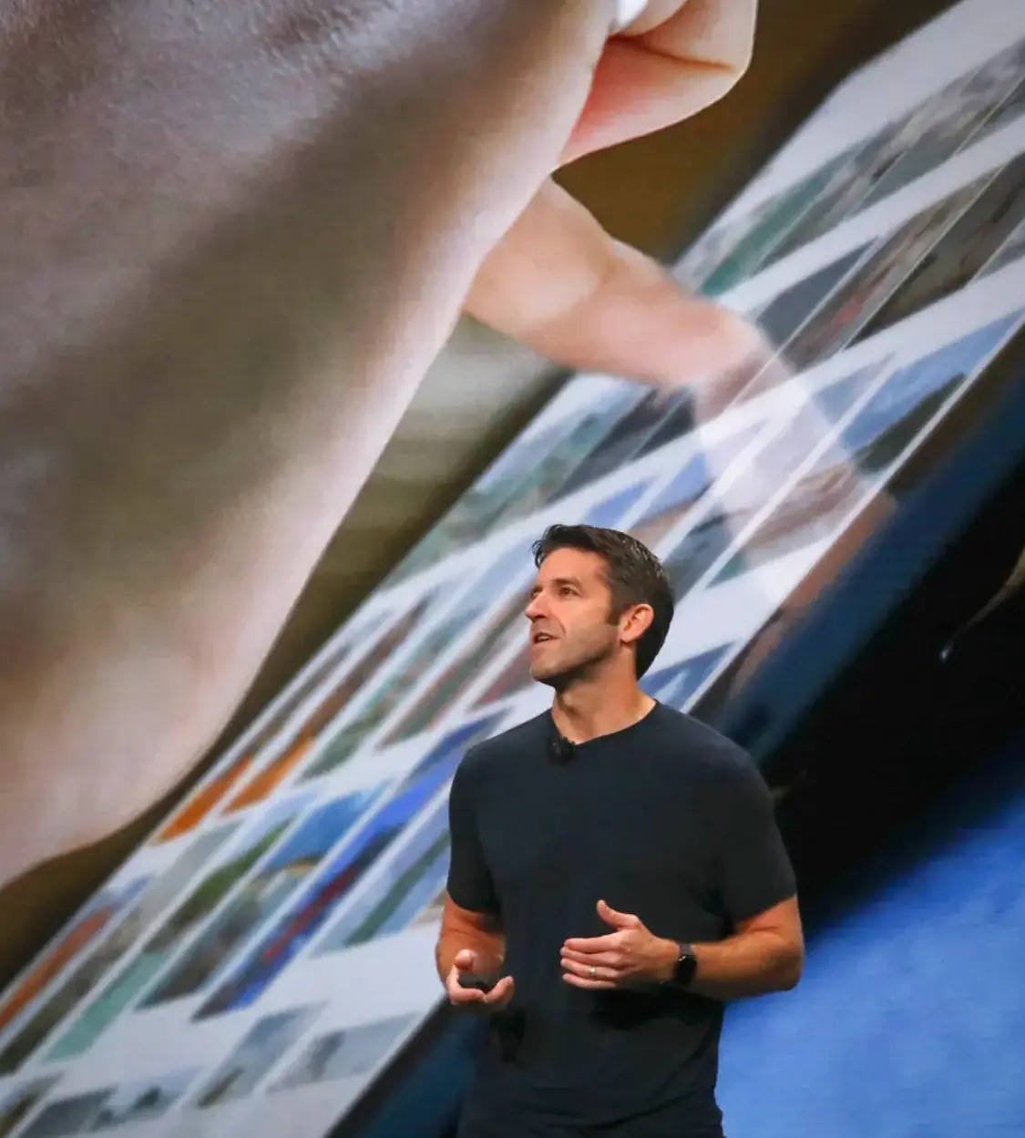 蘋果50年8任CEO懶人包！從Michael Scott 到特納斯，看懂蘋果帝國的轉型與挑戰