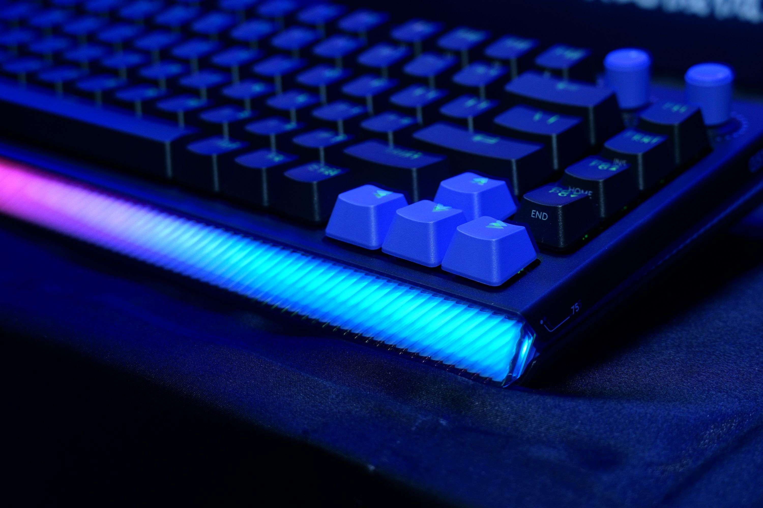 Logitech G 推出 G512 X 新一代雙軸電競鍵盤：混搭磁軸與機械軸，替玩家消除選擇障礙