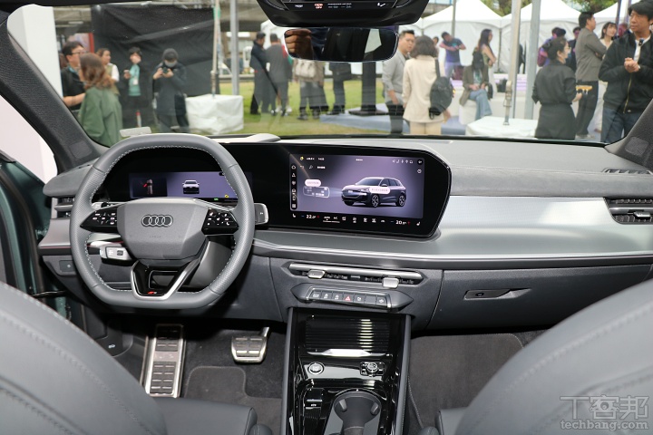 Audi 全新 Q3 與 Q3 Sportback 雙車型齊發！科技配備升級、內外觀全面進化，售價 191 萬起
