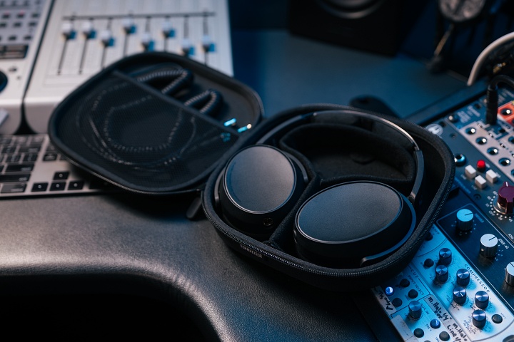 Sennheiser HD 480 PRO 封閉式監聽耳機在台發表！主打錄音與混音全場景適用，售價 $16,000 元