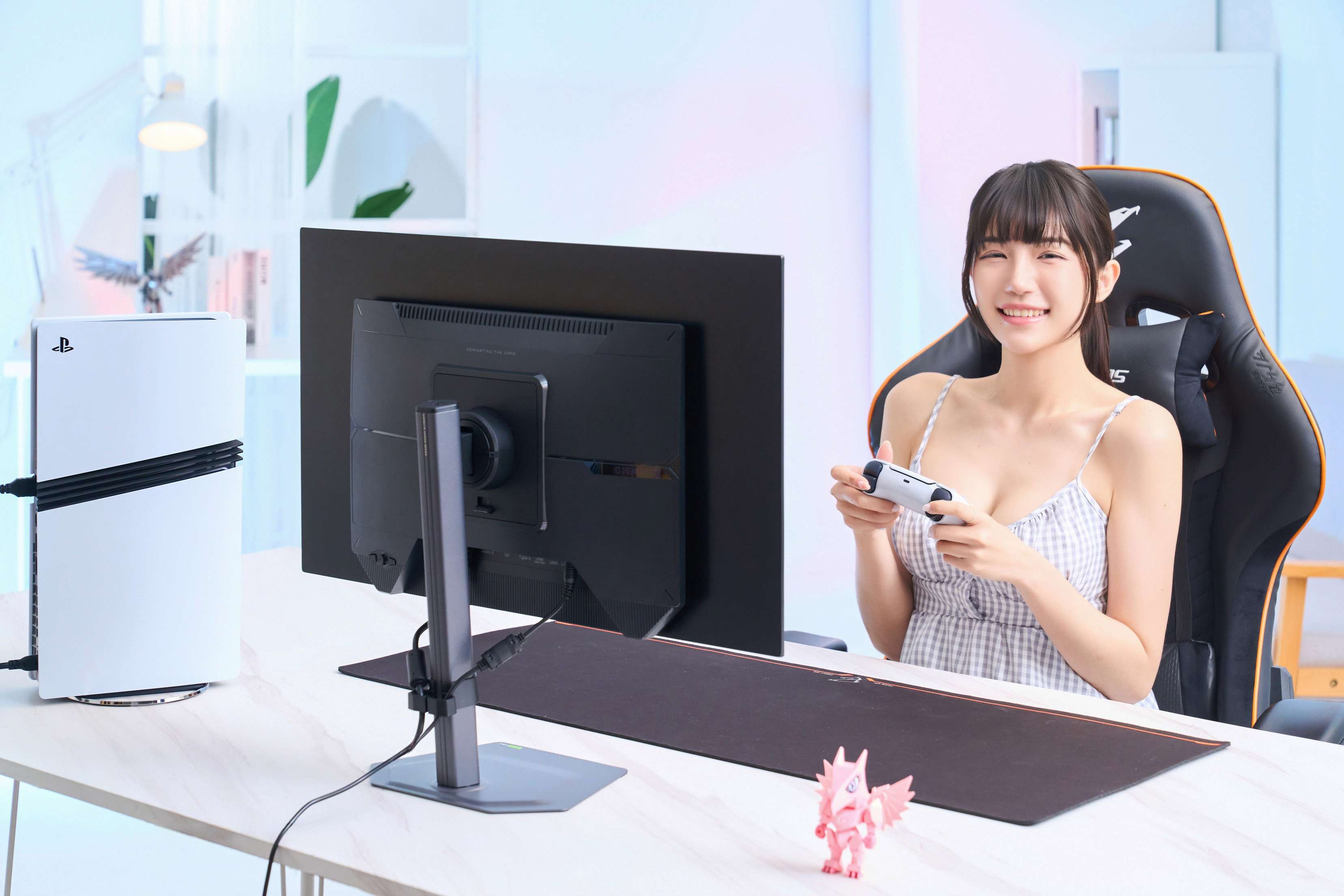 技嘉 MO27Q28GR 電競顯示器實測：第 4 代 WOLED 面板 + 雙模解析度，通吃 FPS 電競、3A 大作與 HDR 影音的最佳之選