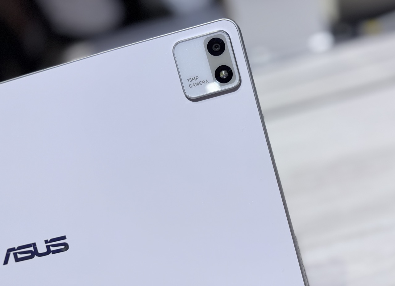 【COMPUTEX 2026】華碩重返平板市場！ASUS Pad 搭 12.2 吋 144Hz 雙層 OLED 螢幕