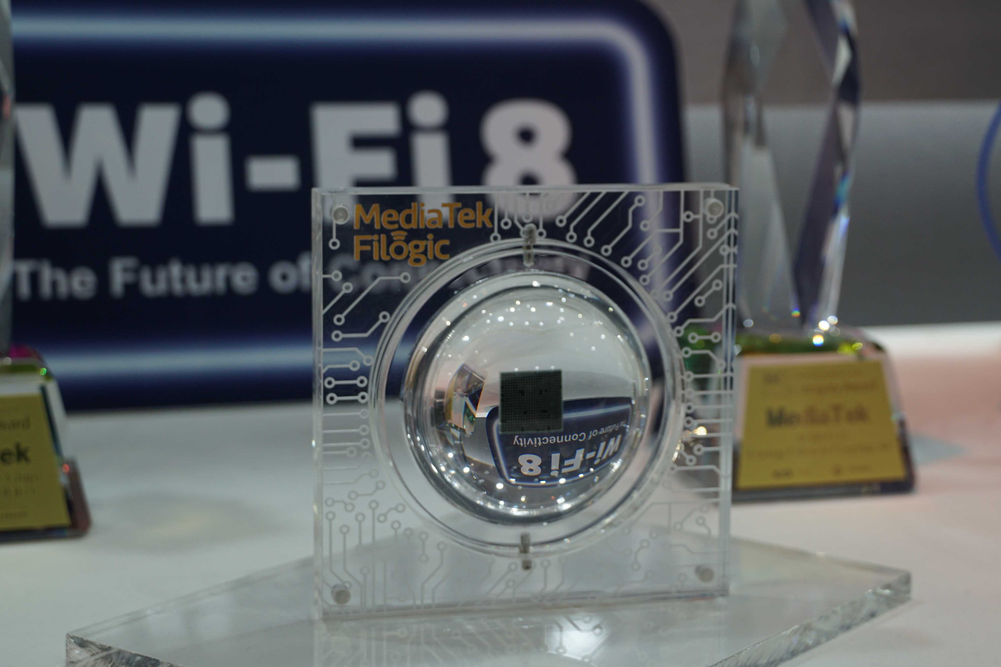 【COMPUTEX 2026】Wi-Fi 8 蓄勢待發：各家晶片到位、電競路由器亮相，無線網路轉向超高可靠性