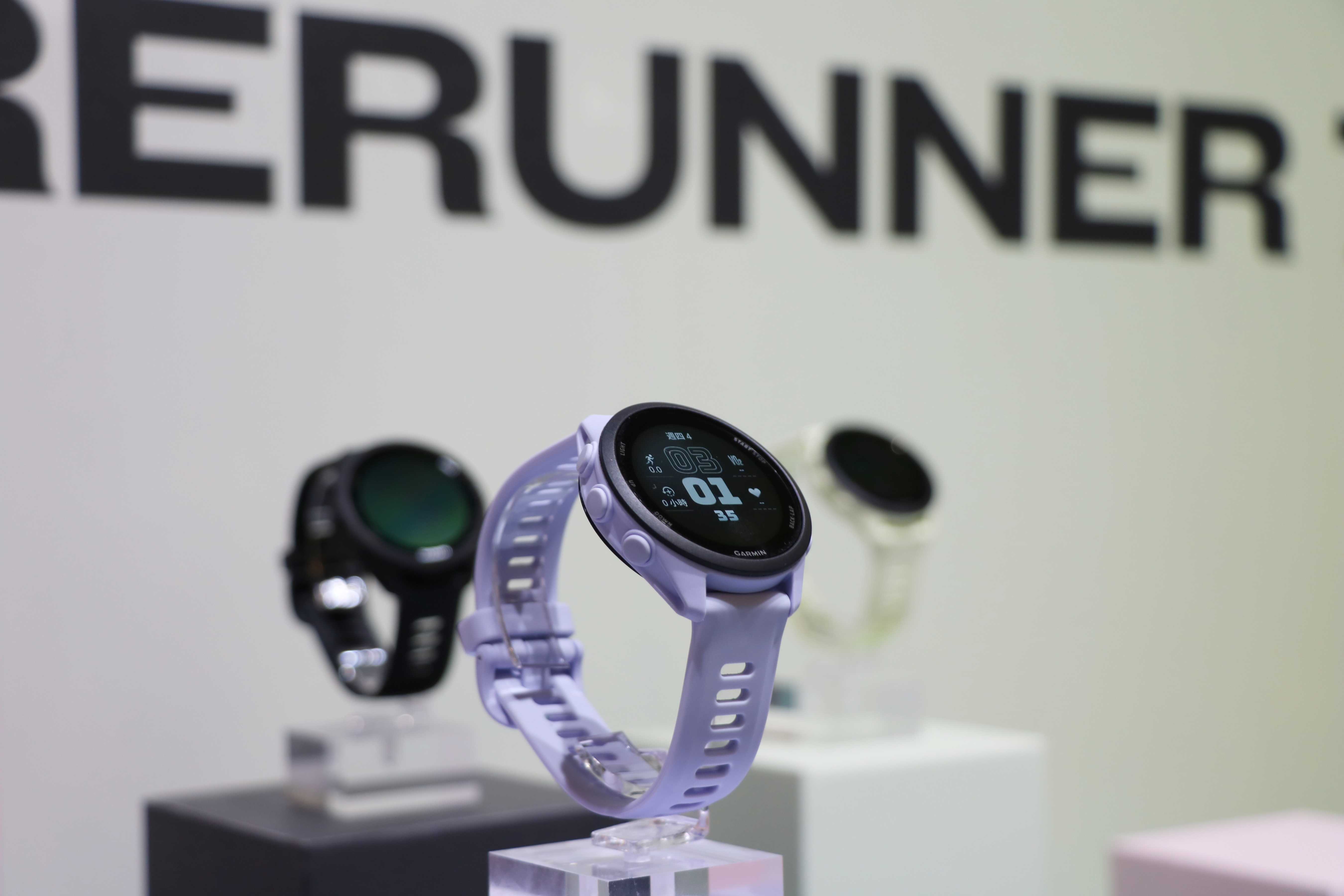 Garmin 風格跑聚日直擊：Forerunner 70/170 導入跑走訓練、多巴胺配色，從新手到輕跑族都適用