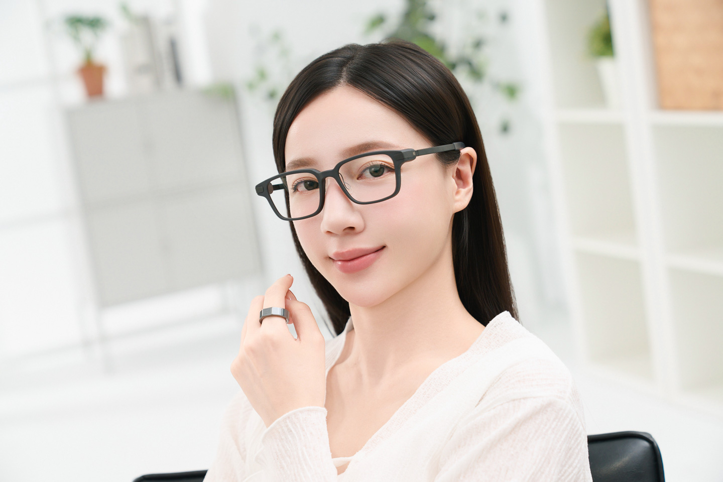 帶你重新認識「智慧顯示眼鏡」,Even G2 × Even R1 完整體驗