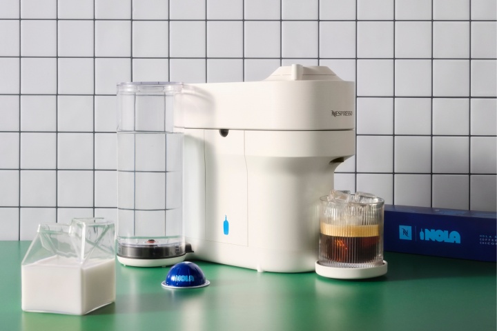Nespresso 全球首家「啡凡概念店」插旗大巨蛋！推出刻字服務、限定拉花 ，還有獨家藍瓶咖啡組合