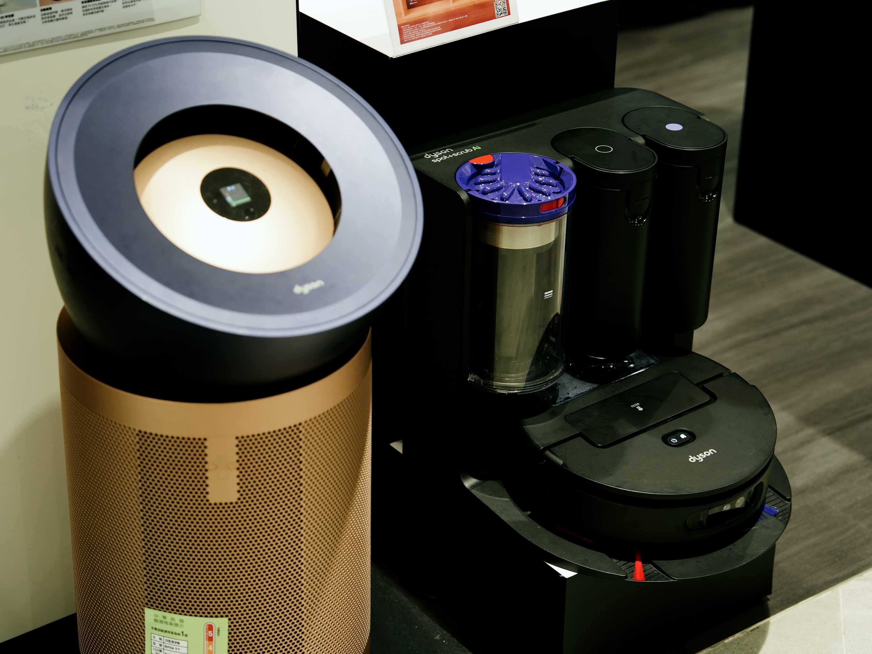 北部挑輕巧、南部選大台?恆隆行揭 Dyson 家電南北熱銷差異,周年慶買滿 8 萬送 Dyson Airstrait